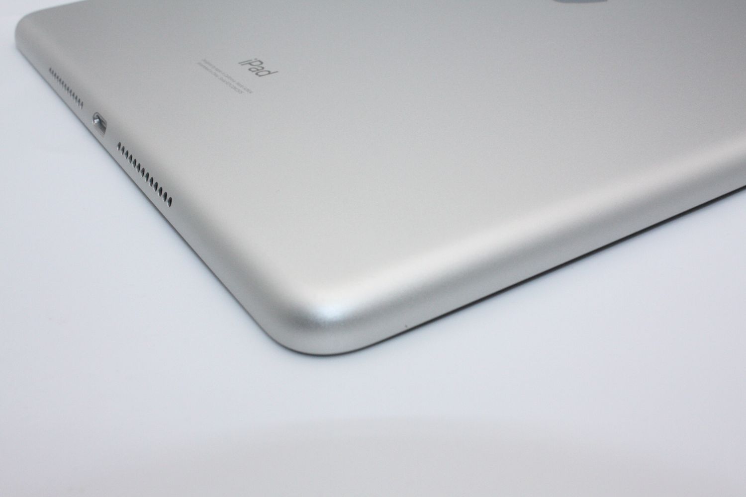 ムスビー｜【美品】付属品完備 iPad第9世代 64GB Wi-Fi＋Cellular