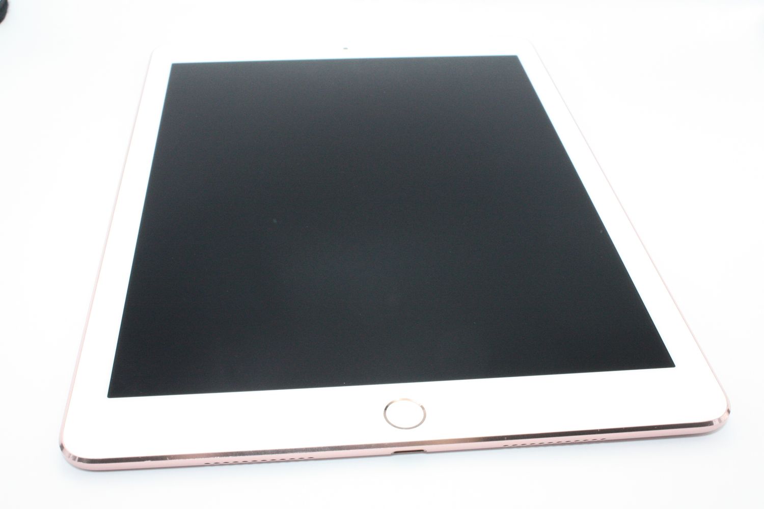 ムスビー｜【訳アリ大特価】iPadPro 第1世代 9.7インチ 32GB Wi