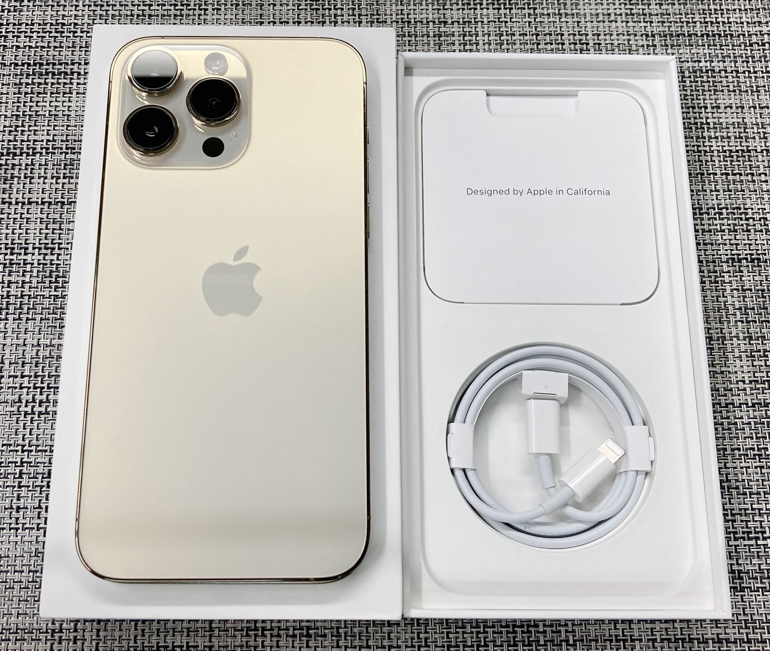 ムスビー｜【中古美品】simロック解除済 softbank iPhone14 Pro max