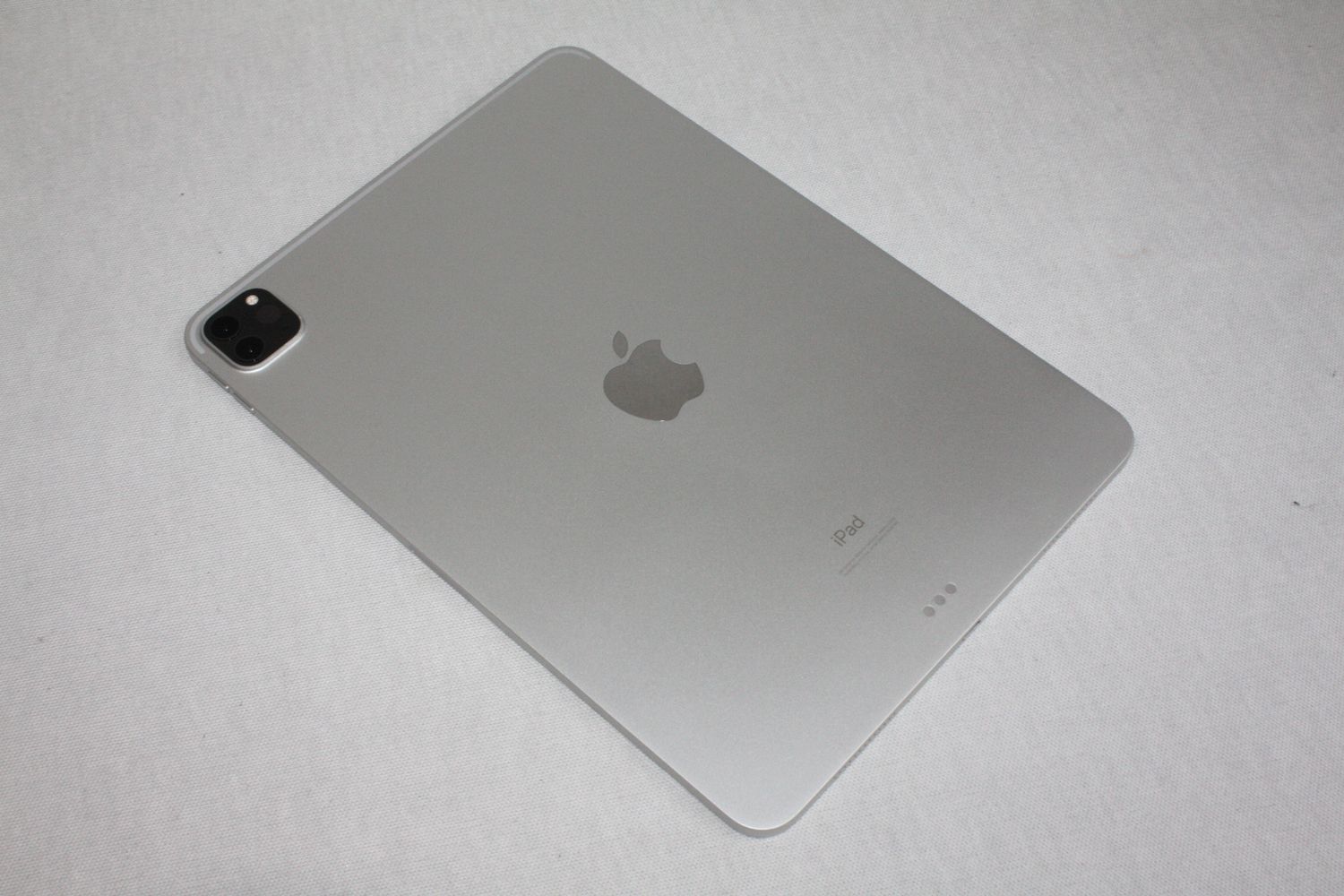 ムスビー｜【画面焼け特価】 iPad Pro 11インチ 第2世代 128GB Silver