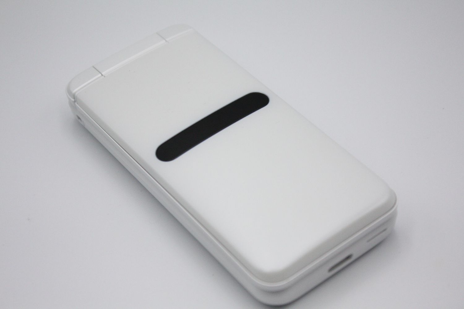 ムスビー｜GRATINA KYF42 ホワイト SIMロック解除済み Bランク