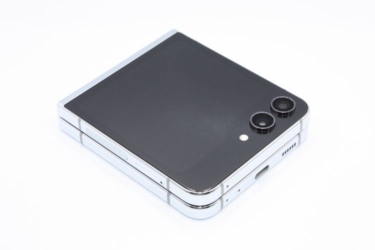 Galaxy Z Flip5 商品一覧｜ムスビー【中古スマホ・中古タブレット専門