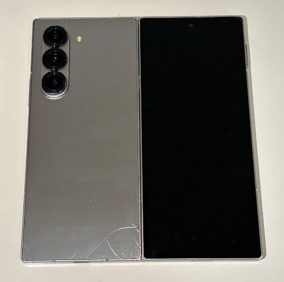 Galaxy Z Fold6 商品一覧｜ムスビー【中古スマホ・中古タブレット専門