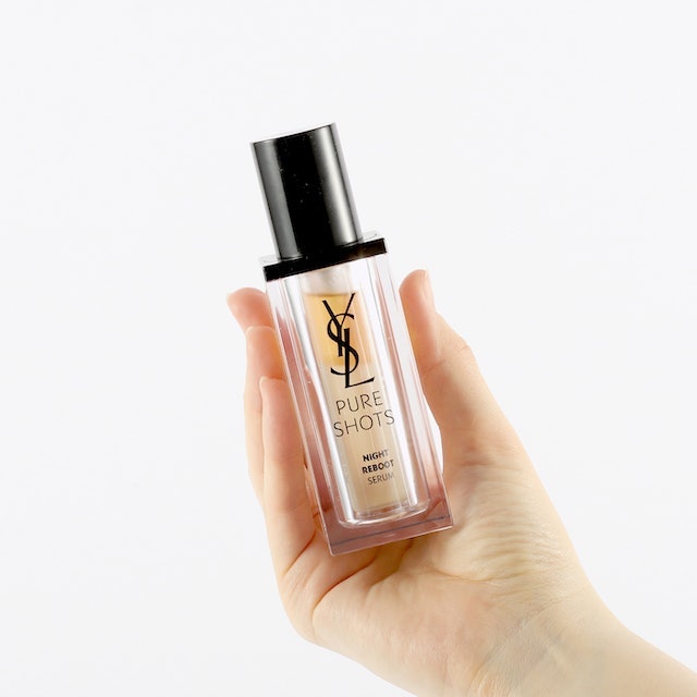YSL ピュアショット ナイトセラムをレビュー！クチコミ・評判をもとに