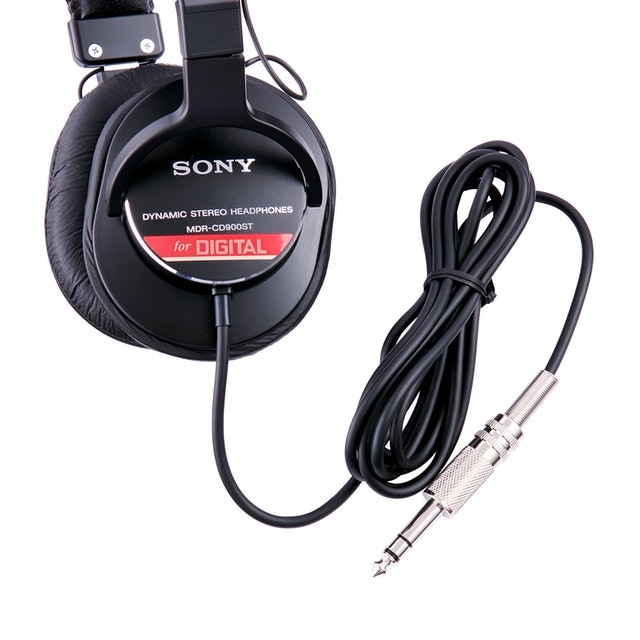 SONY MDR-CD900STをレビュー！クチコミ・評判をもとに徹底検証 | マイ