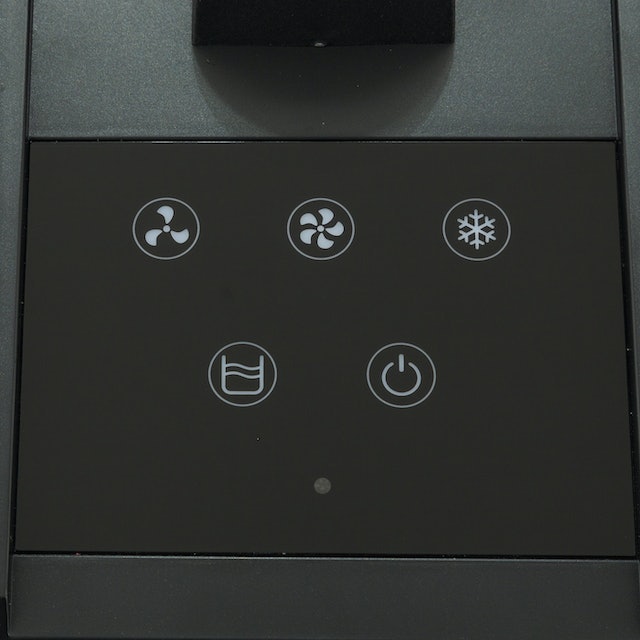 ポータブルスポットクーラー カンゲキくん YNC-B160をレビュー