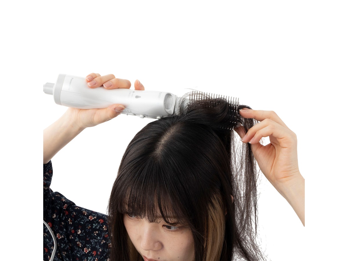 パナソニック ナノケア くるくるドライヤー EH-KN7J-Wを検証レビュー