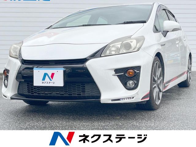 プリウス型式：DAA-ZVW30（トヨタ）のクルマカタログ｜中古車の