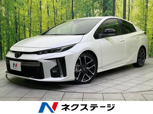 プリウスPHV S GRスポーツ（トヨタ）[CVT（無段変速車）]の