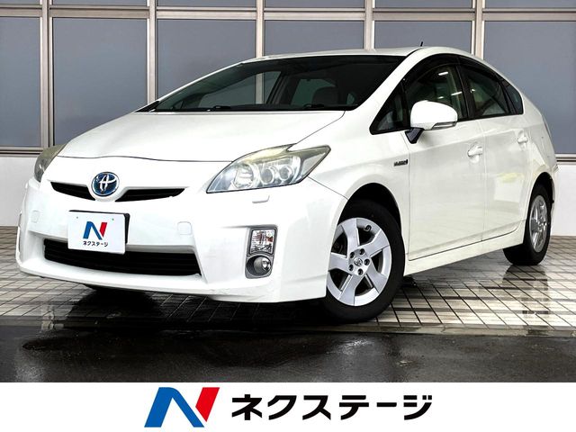 プリウス型式：DAA-ZVW30（トヨタ）のクルマカタログ｜中古車の