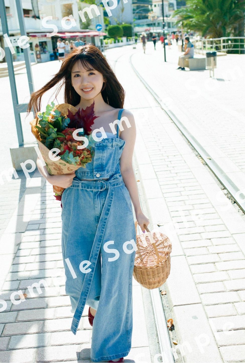 乃木坂46 筒井あやめ1st写真集「感情の隙間」 限定特典ポストカードの