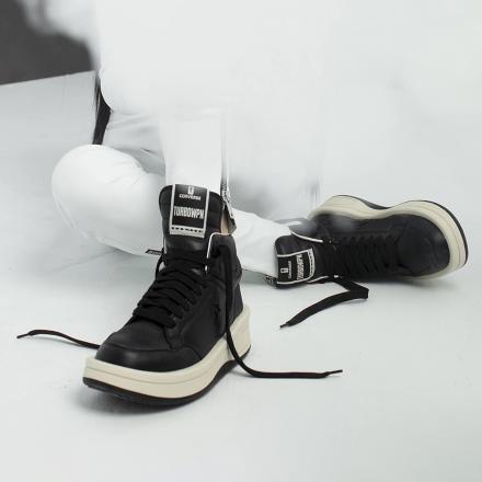 海外8月31日発売予定】リック オウエンス ダークシャドウ × コンバース