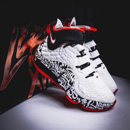 国内6月5日発売予定】ナイキ レブロン 17 FP 
