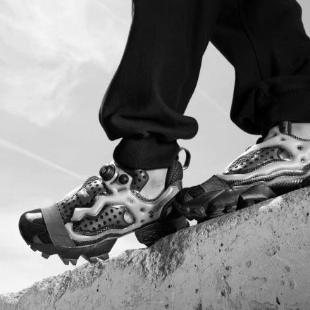 国内4月11日発売予定】 11 バイ ボリス ビジャン サベリ × リーボック