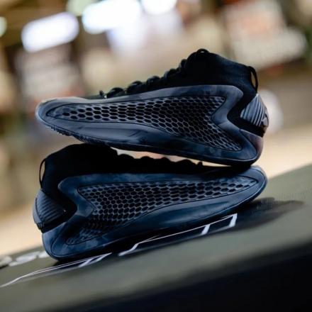 国内8月23日発売予定】アディダス AE 1 