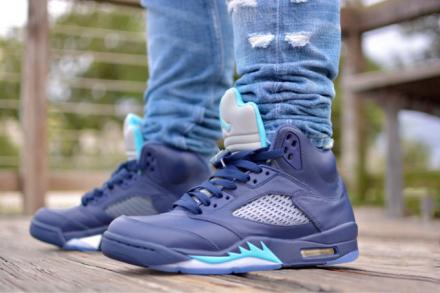 5月2日発売予定】 ナイキ エアジョーダン5 レトロ ミッドナイト