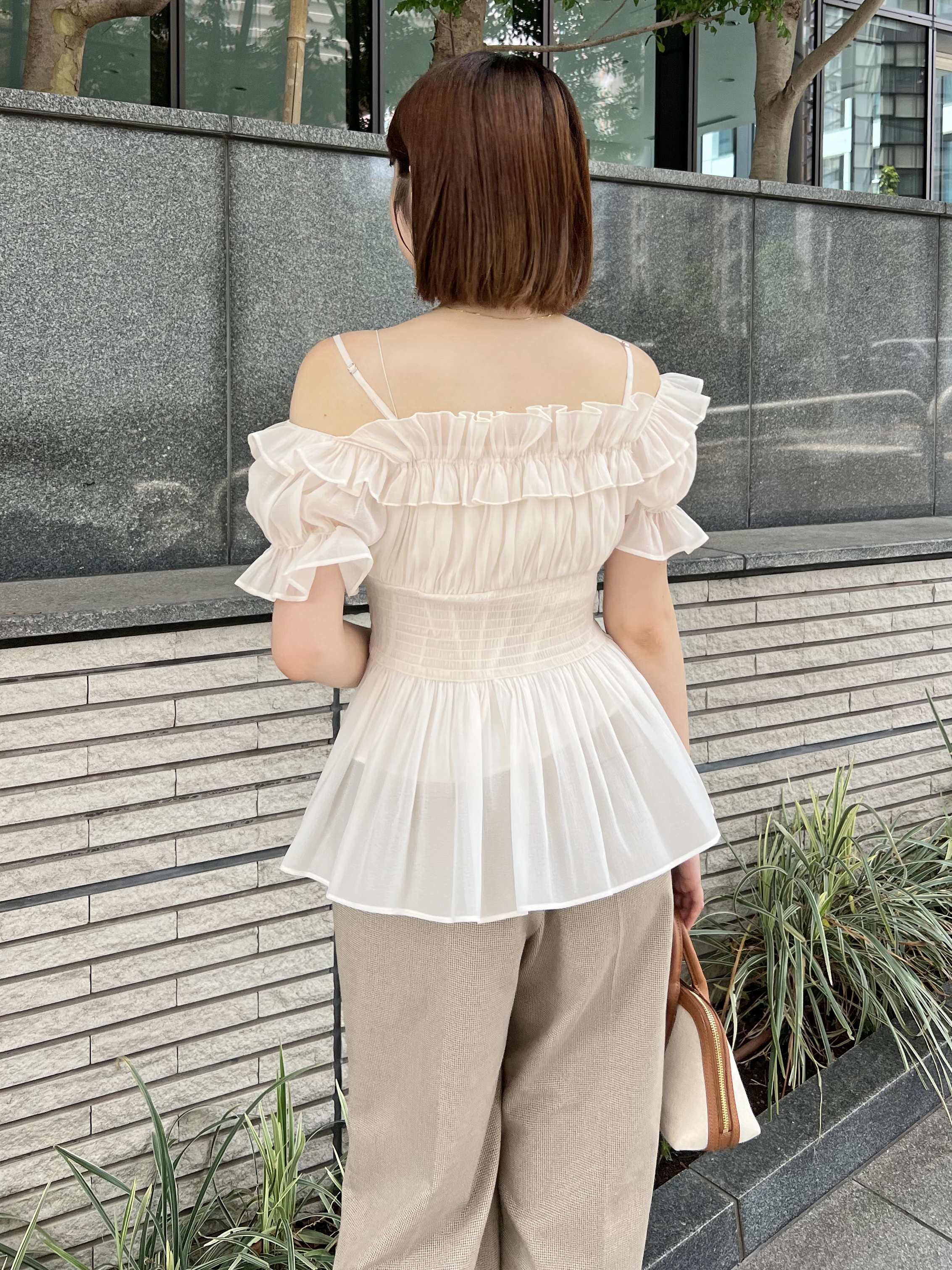 オフショルフリルブラウス(シャツ・ブラウス)｜トップス｜SNIDEL