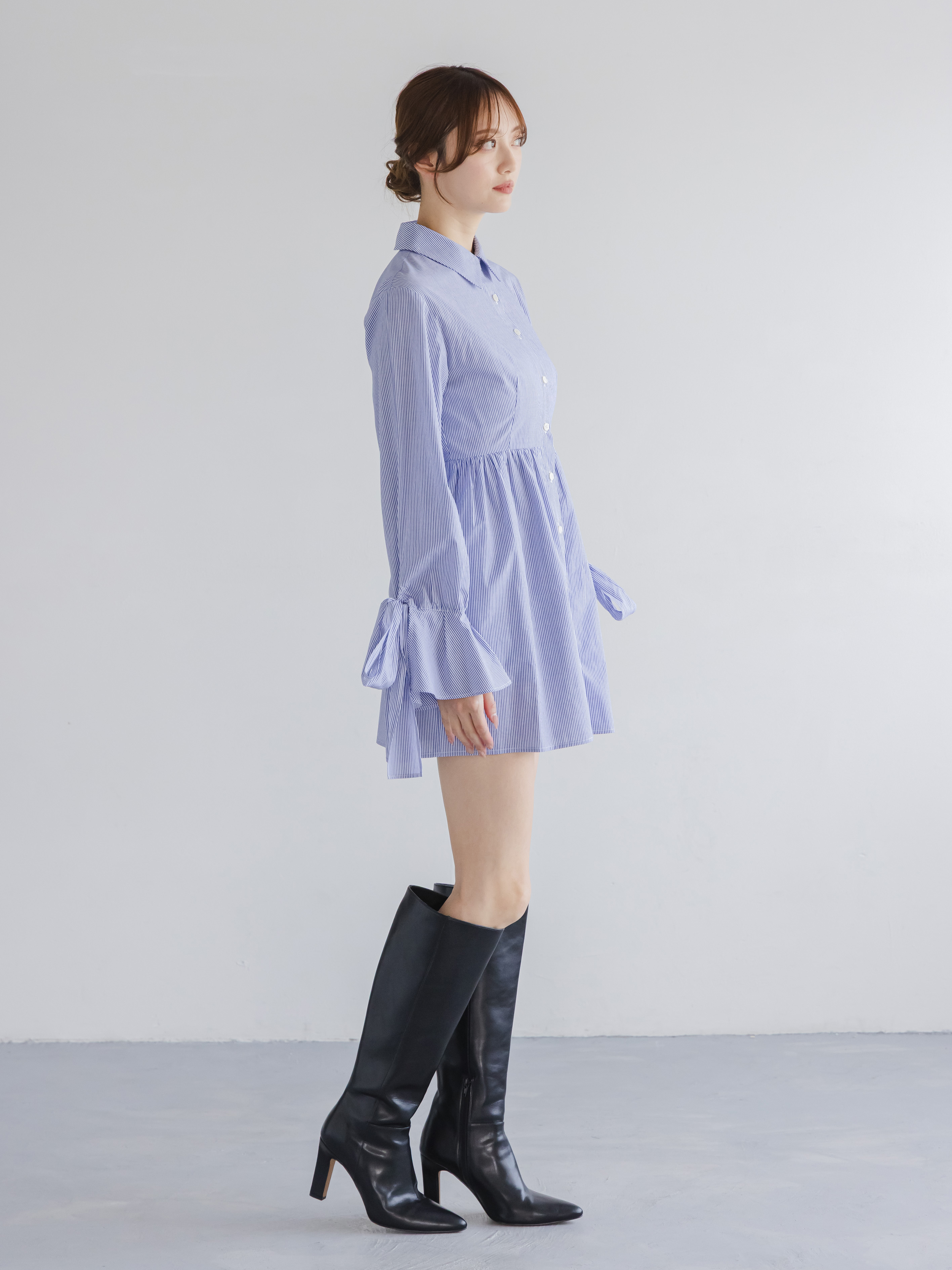 ニットセットブローチ付きミニシャツワンピース(ミニワンピース