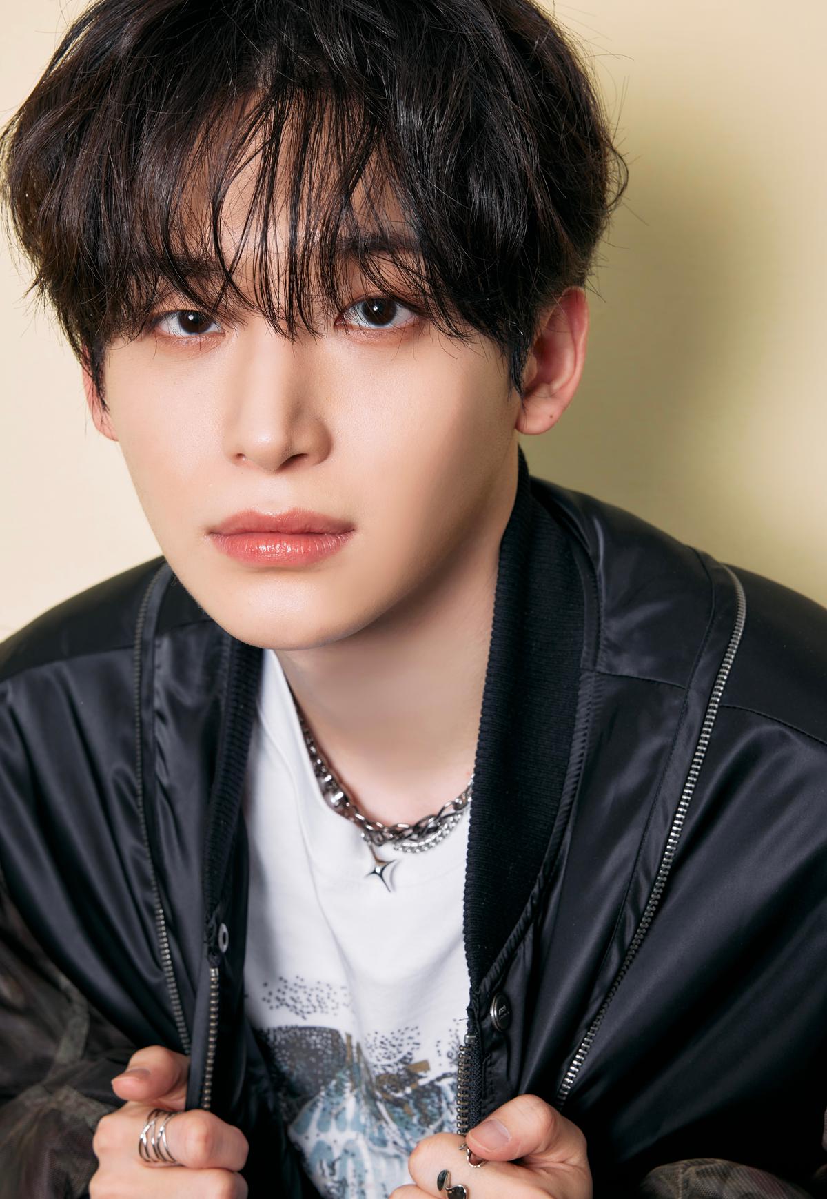 チェキプレゼントあり！CRAVITY特集Vol.3】メンバーが穴埋め作文と一問