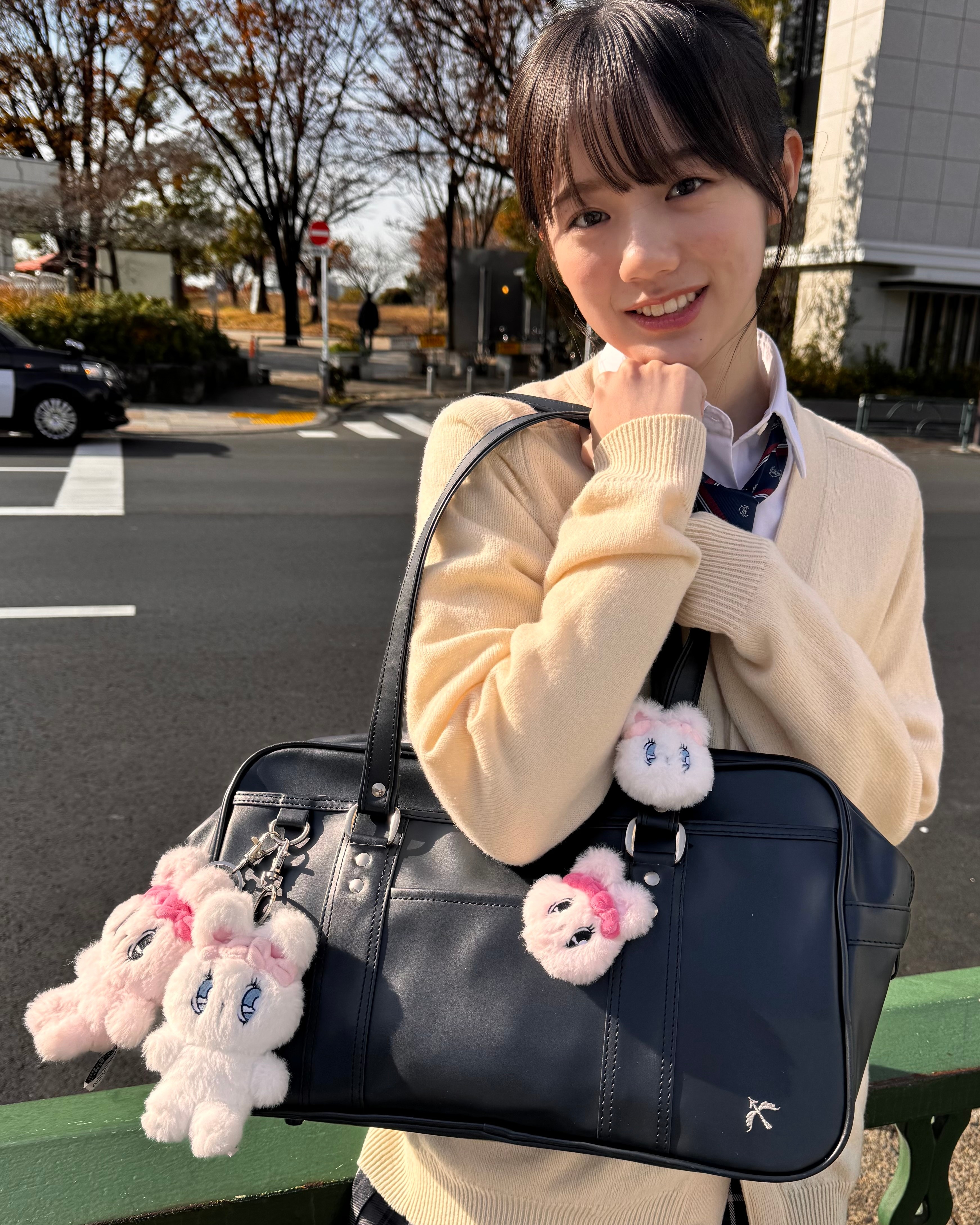 エスターバニー | Seventeen-Web