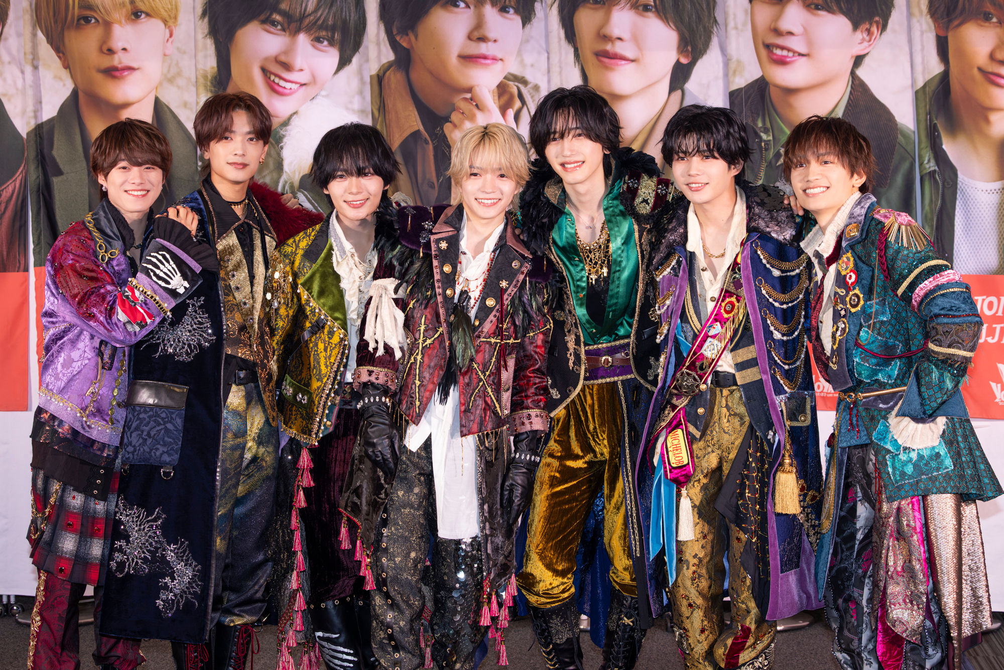 初のドームライブ決定！ 喜びと笑いいっぱいの会見に潜入！【なにわ