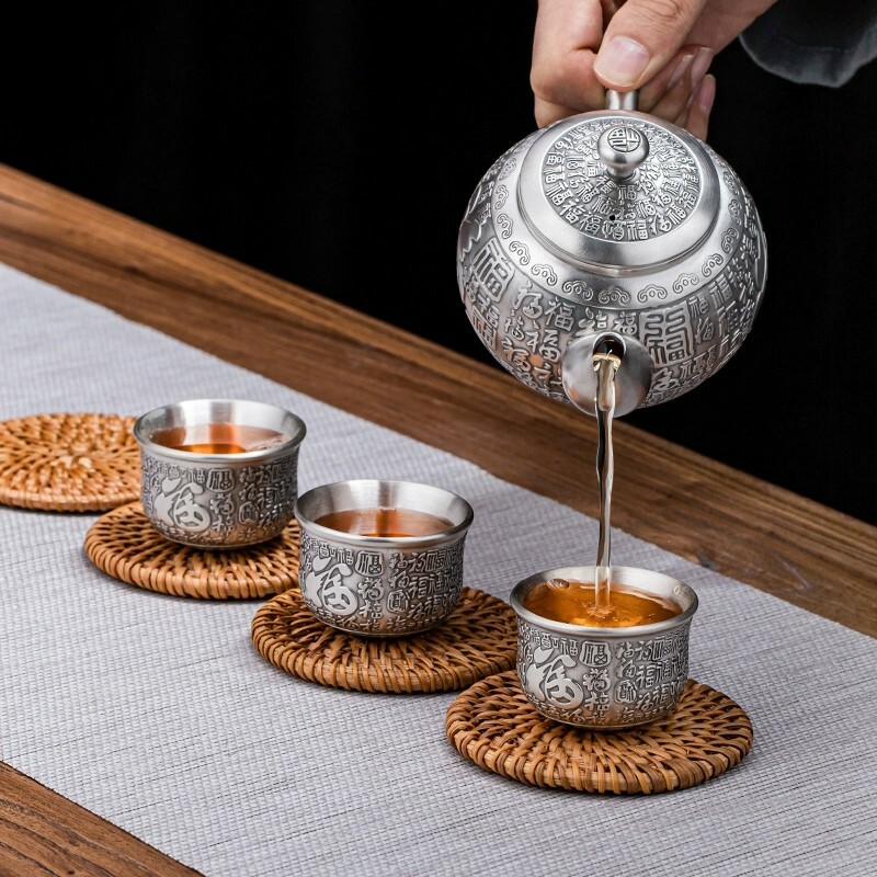 銀杯有毒嗎？純銀杯安全性與使用建議完整解析