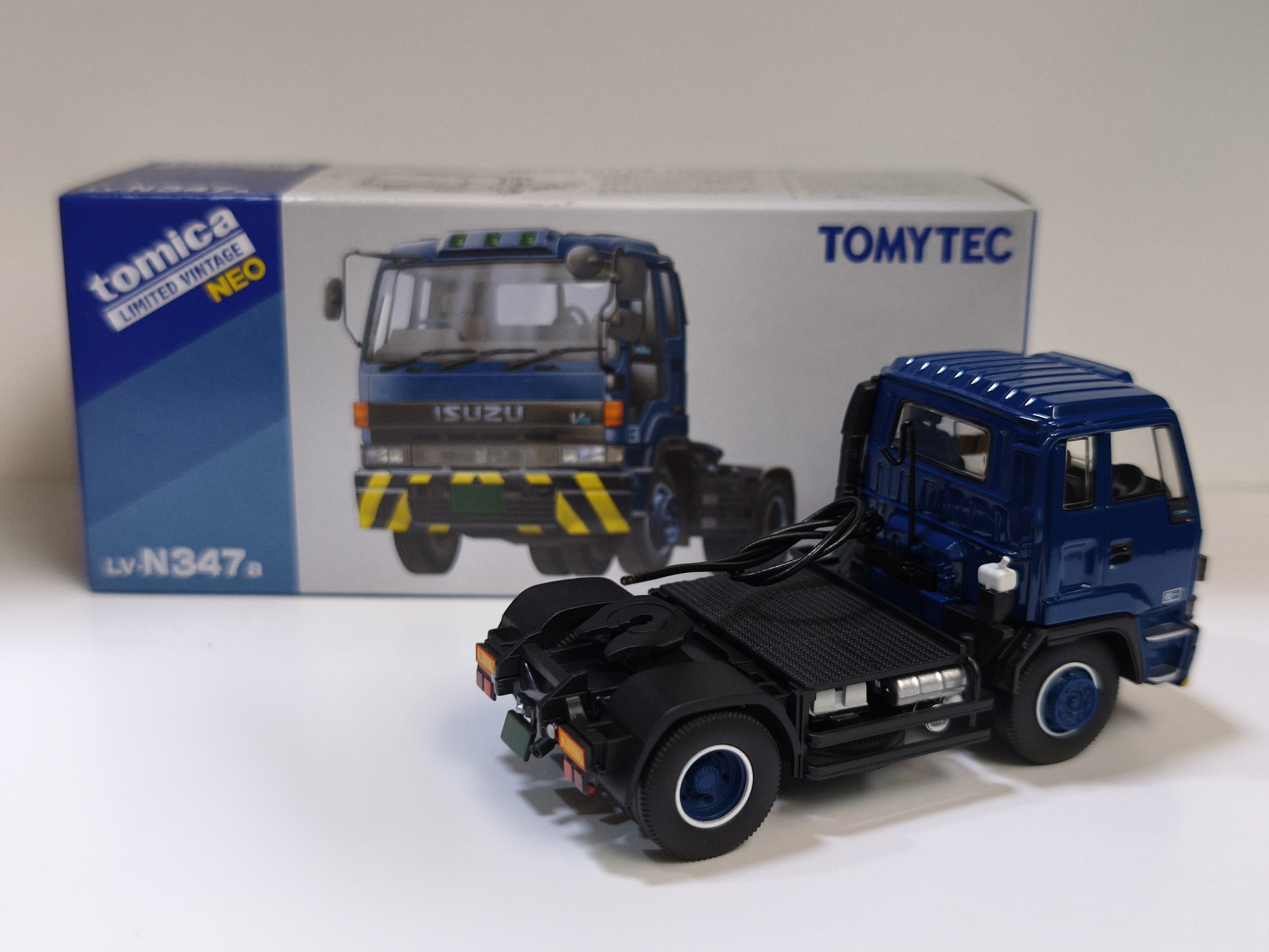 ミニカー TOMYTEC ISUZU 810 EX TRACTOR LV-N347a TomyTec Tomica