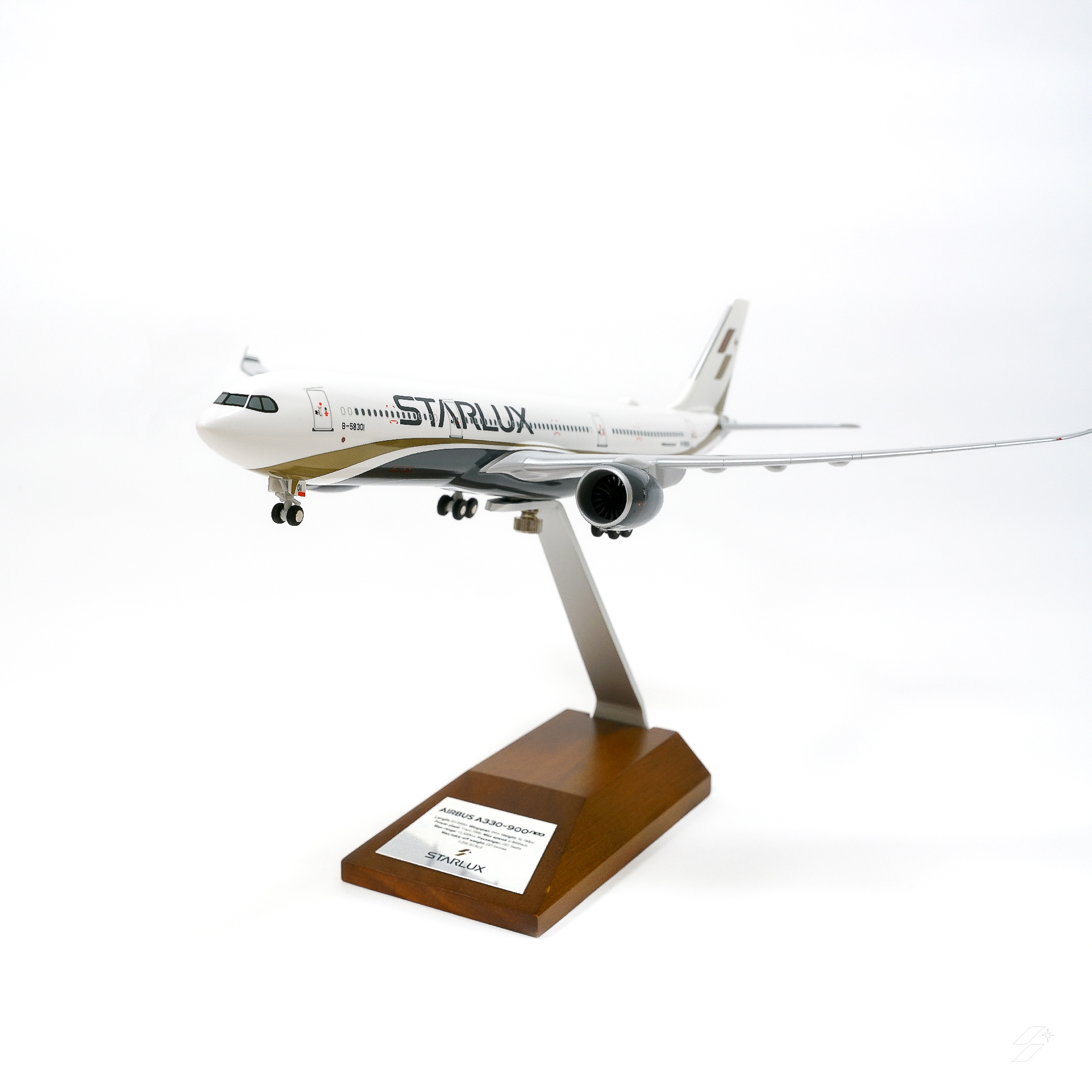 STARLUX | A330neo 1:200 飛機模型(B-58301)