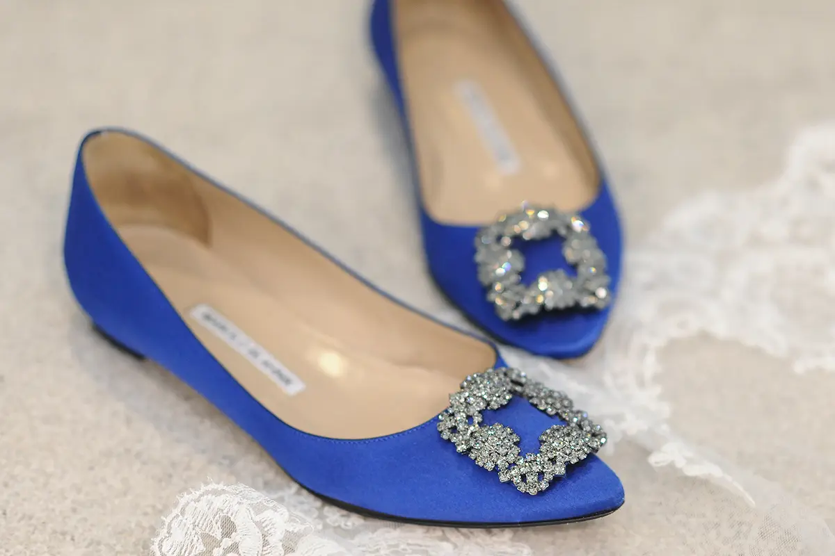 ビジューの輝きにうっとり、マノロブラニクの「ハンギシ」 | PrettyOnline