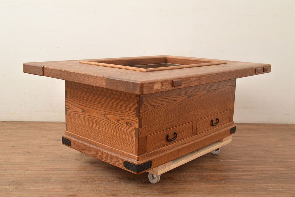 ロダン 中古 国産民芸家具 四隅の金具 火鉢囲炉裏、関西火鉢、木製