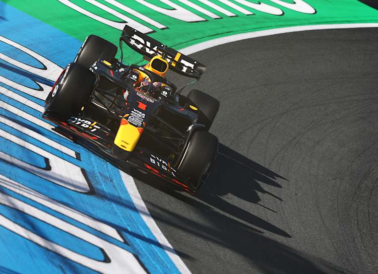 限定デザイン缶キャンペーン｜日本GP特別企画『#トップをぶっちぎれ』