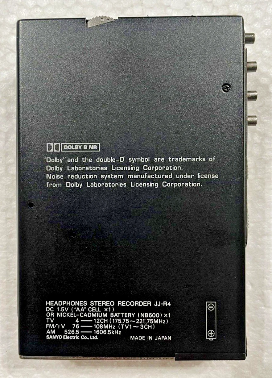 Sanyo JJ-R4 ▷ Walkman.land