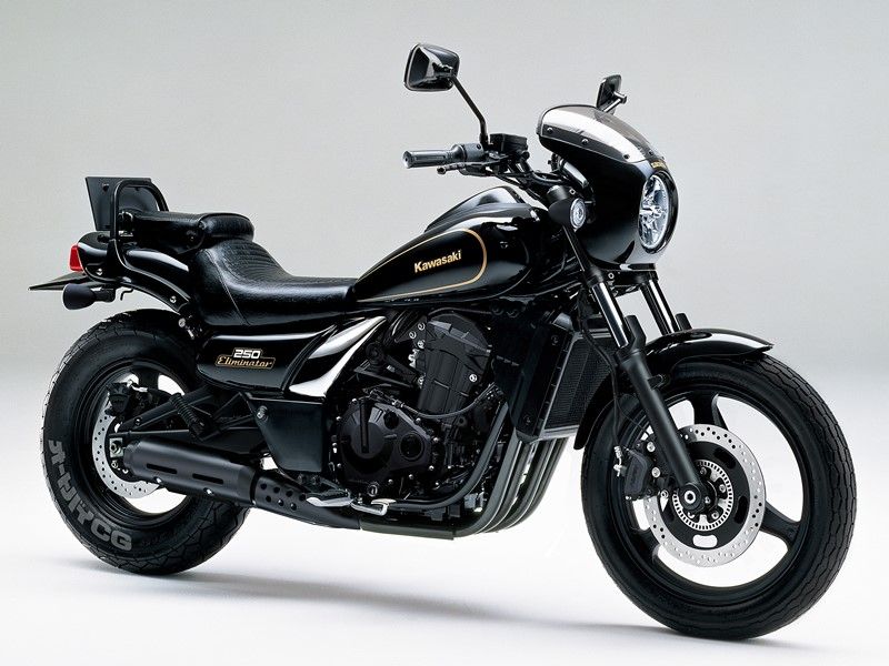 スクープ】新型エリミネーター250が4気筒で復活!? 打倒レブル250の最