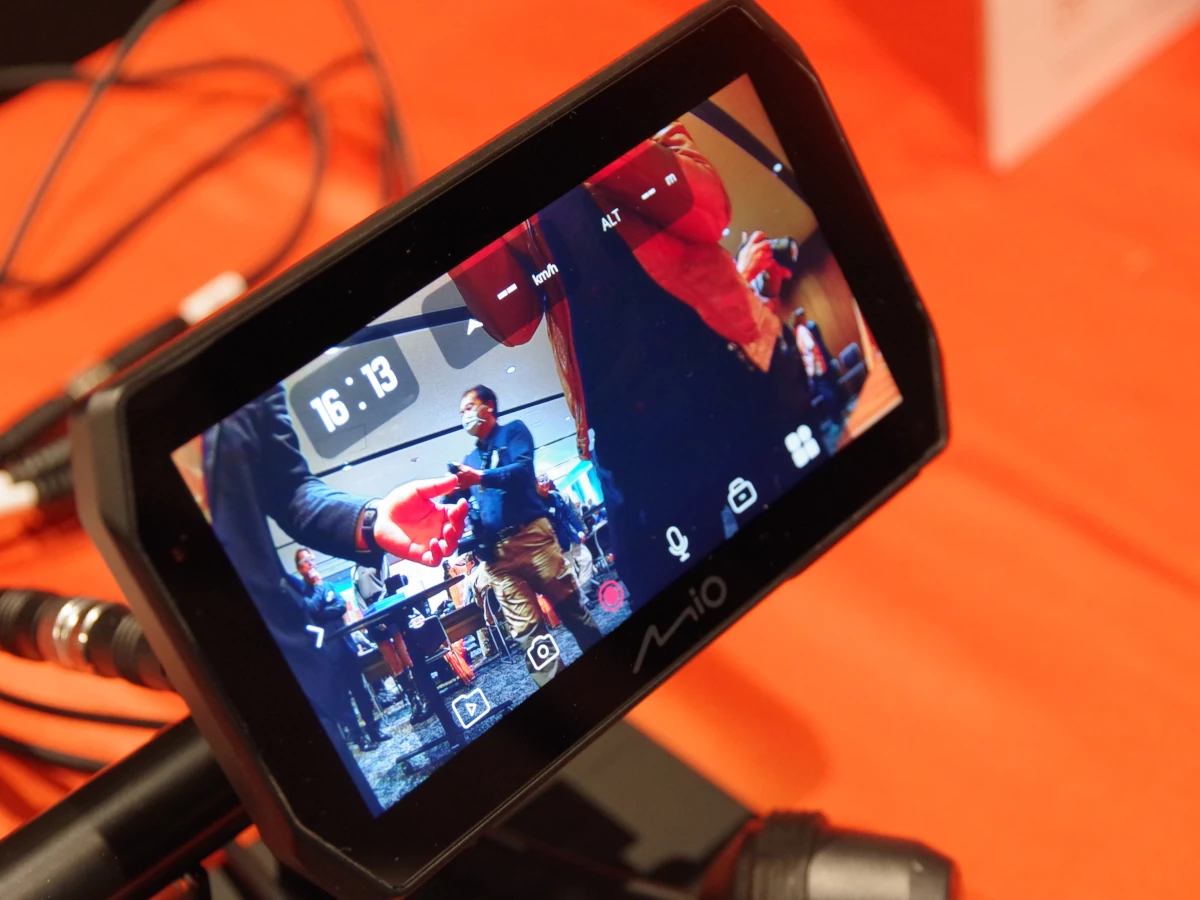 デイトナ最新型スマートモニター「Mio MiVue MK50」は税込7万400円