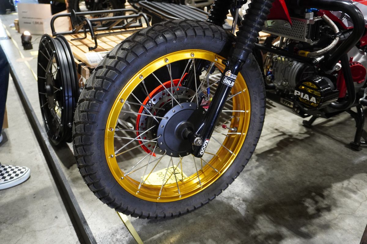 CT125ハンターカブのチューブレスホイール化キット発売中！【ホット