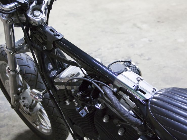 Webike | Motor Rock モーターロック ガソリンタンクブラケット