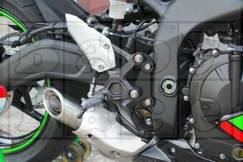 Webike | BABYFACE ベビーフェイス セットバックプレート ZX-25R(002