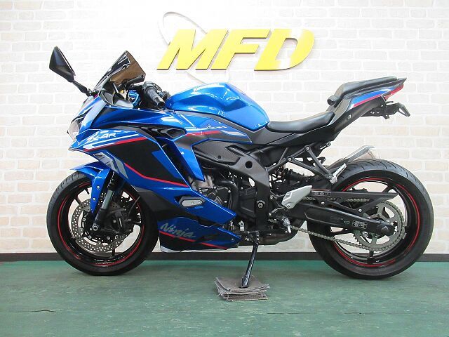 ZX-4R ☆ZX-4R☆SE☆キャンディプラズマブルー☆新規車両入荷しました