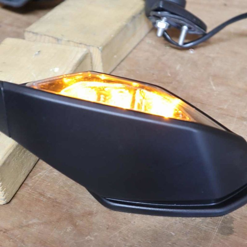 ウェビックガレージセール | ヤマハ YZF-R6 純正 ウインカーミラー