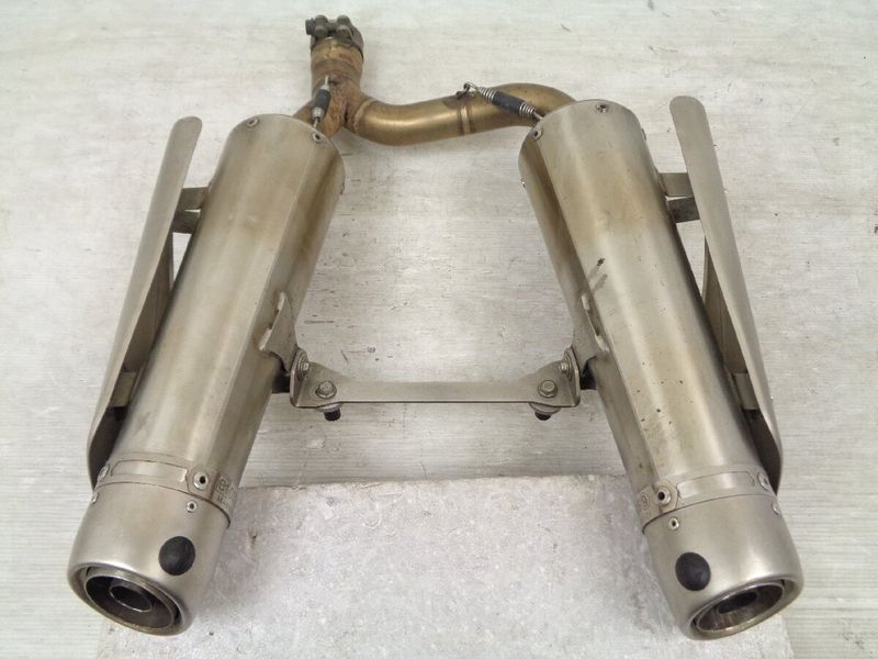 ウェビックガレージセール | GSR400 GK7EA GSR600 06-14 akrapovic