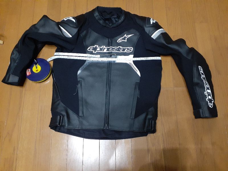 レザージャケットからalpinestars:アルパインスターズの口コミ・動画