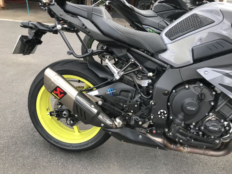 ヤマハ MT-10 AKRAPOVIC:アクラポビッチ マフラー 口コミ・動画