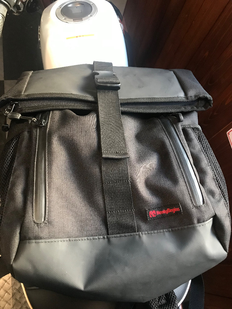 リュックサック・ナップザックからHenlyBegins:ヘンリービギンズの