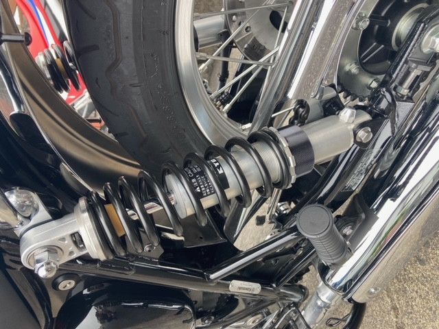 カワサキ W800 リアサスペンション 口コミ・動画インプレッション (1