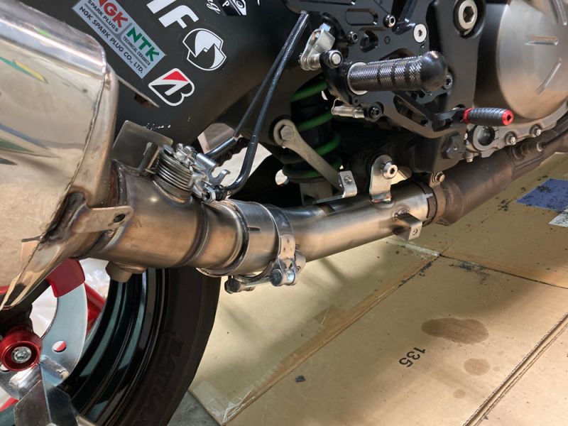 カワサキ zx6r 純正マフラー 触媒 カーボンカバー付 カワサキ zx6r