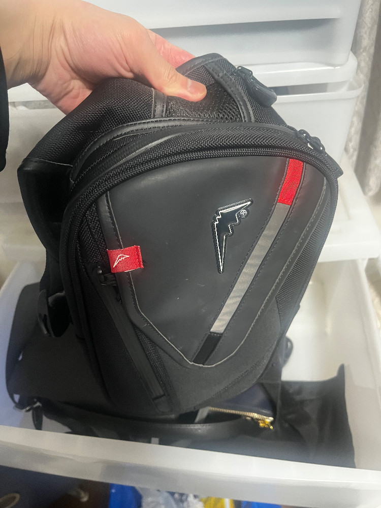 レッグバッグ・ホルスターバッグからKUSHITANI:クシタニの口コミ・動画