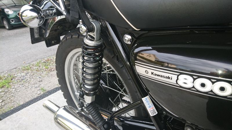 カワサキ W800 リアサスペンション 口コミ・動画インプレッション (1