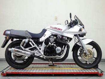 GSX1100S カタナ (刀)/スズキ ファイナルエディション ヨシムラ