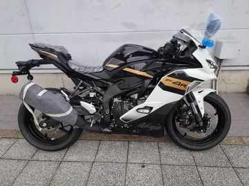 ZX-4R/カワサキ 2026年モデル USB電源 フレームスライダーの販売情報