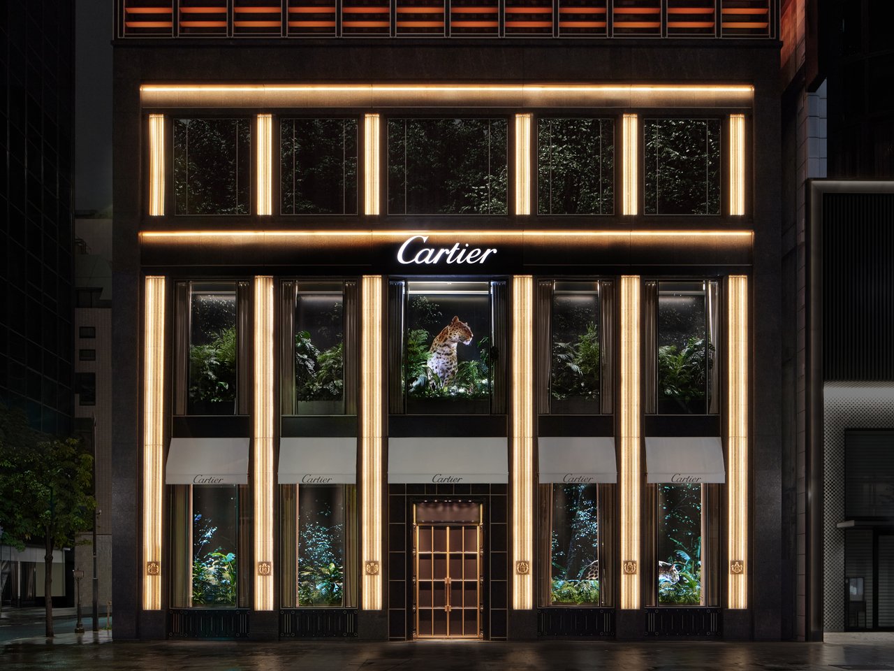 カルティエ】山口智子、玉森裕太も来場。銀座で“パンテール”の世界に